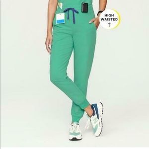 FIGS Zamora Surgical Green Jogger Scrub Bottoms